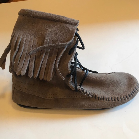 ankle high moccasins